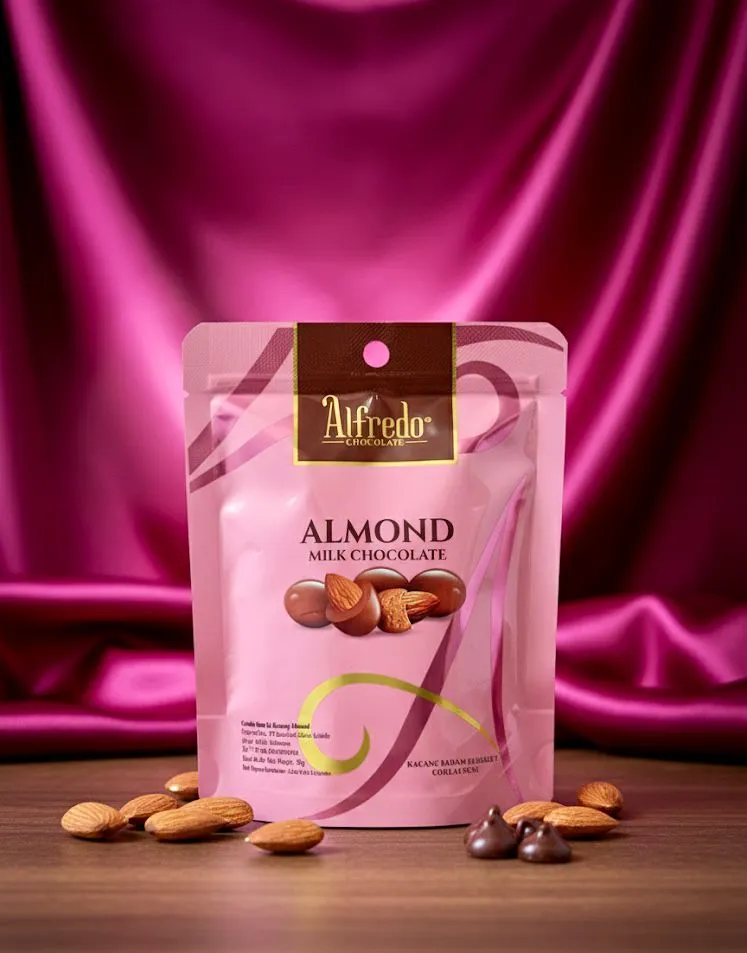Alfredo Milk Chocolate with Mixed Nuts and Raisins [50 g]
